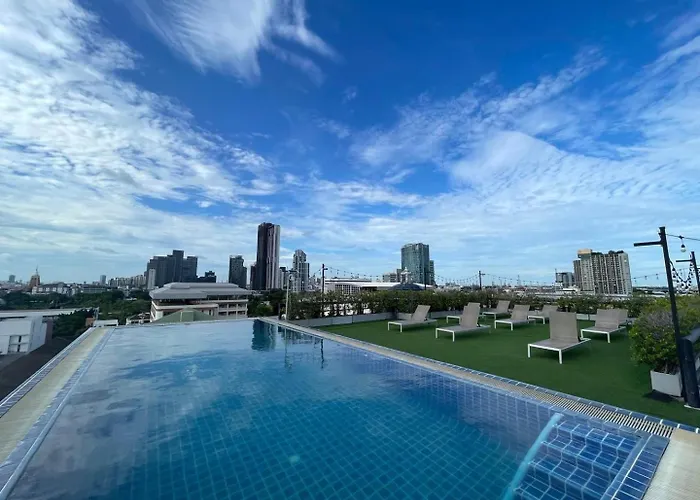Romance Sukhumvit 97 Hotel