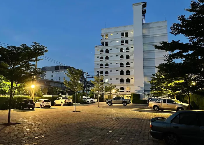 Romance Sukhumvit 97 Hotel 3*